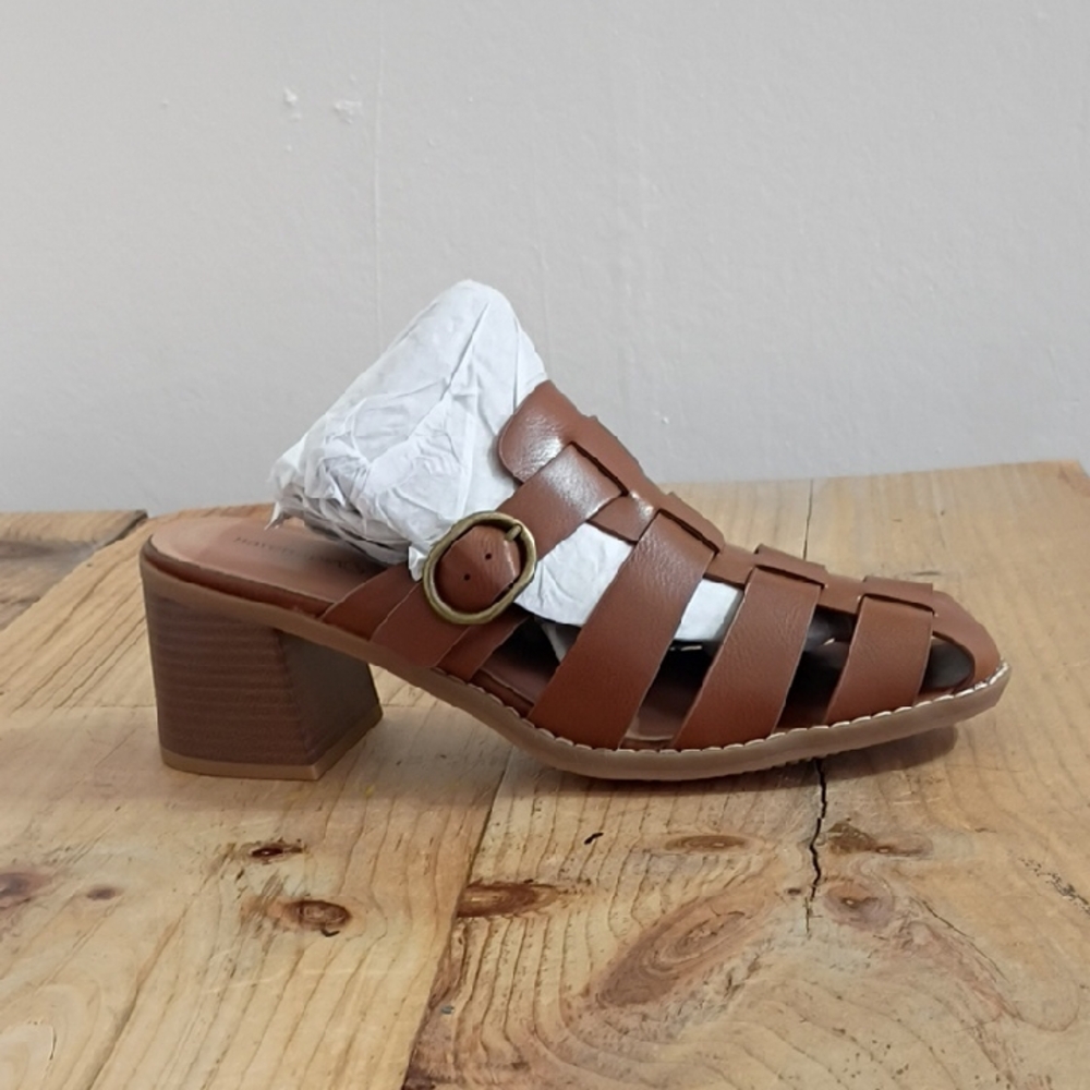 Baretraps Whitnie Block Heel Sandal in Dark Beechnut Size 9M NWT